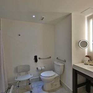 Classic  Twin Room Mobility accessible